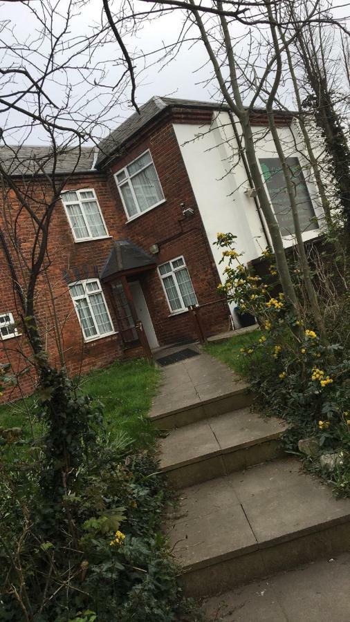 Cedar Tree Hotel Rugeley Exterior foto